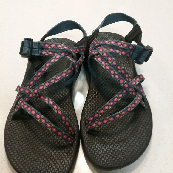 Pair Chaco sandals size W9 like new - Picture 2 of 7